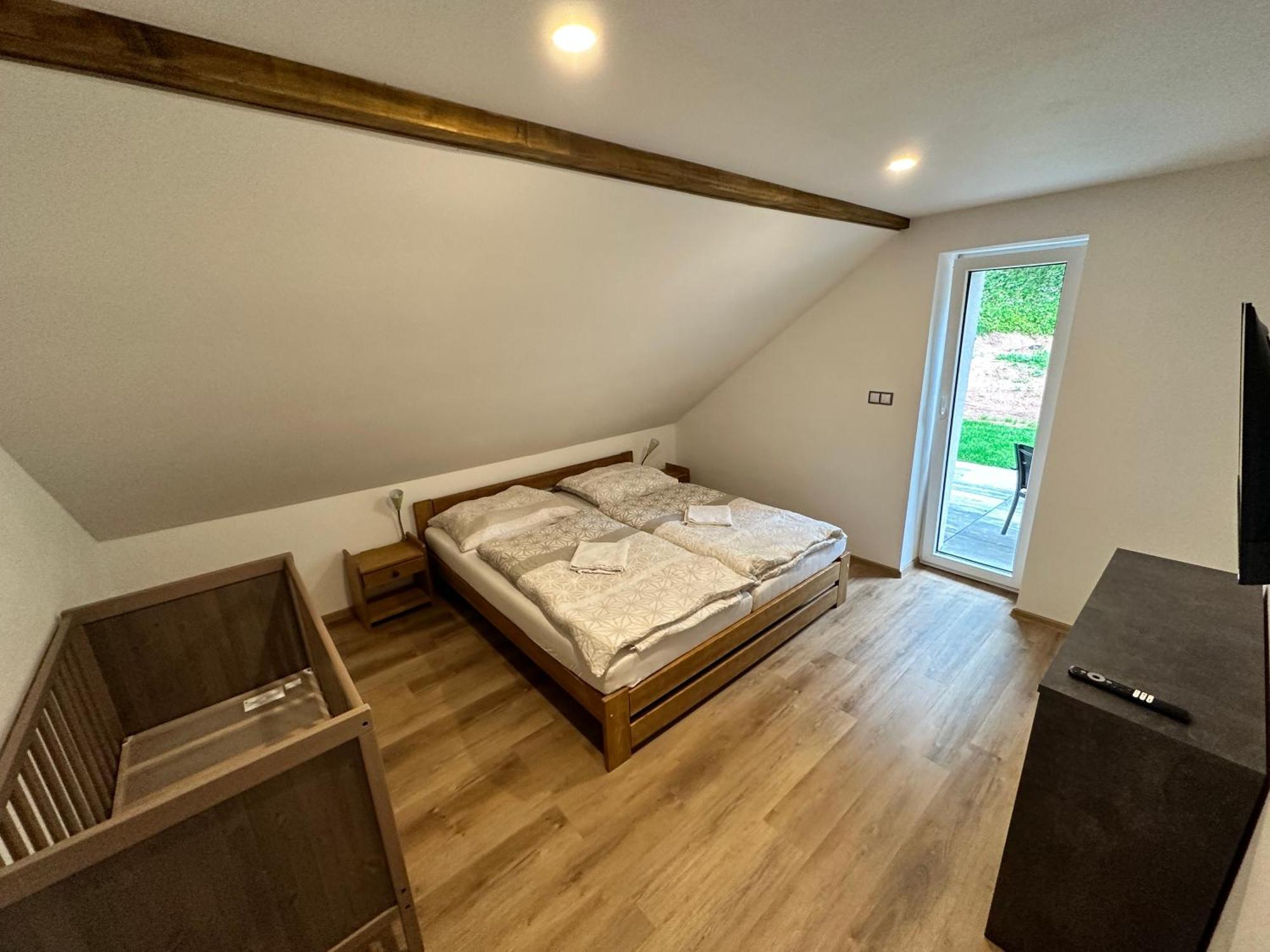 Apartmany Krenov Bernsdorf Екстериор снимка